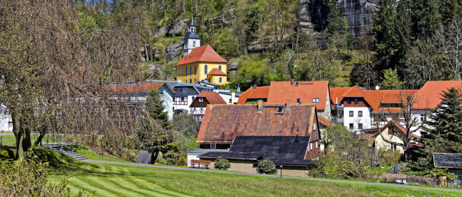 Blick zum Berg Oybin